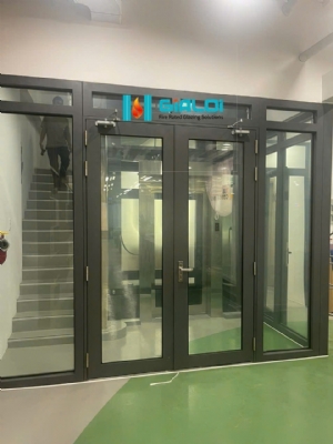 Cửa kính chống cháy dgf 12